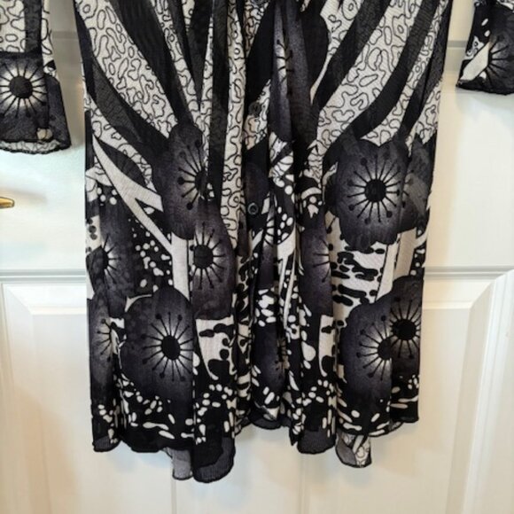 Mechant Sheer Blouse Size S. - Picture 5 of 7